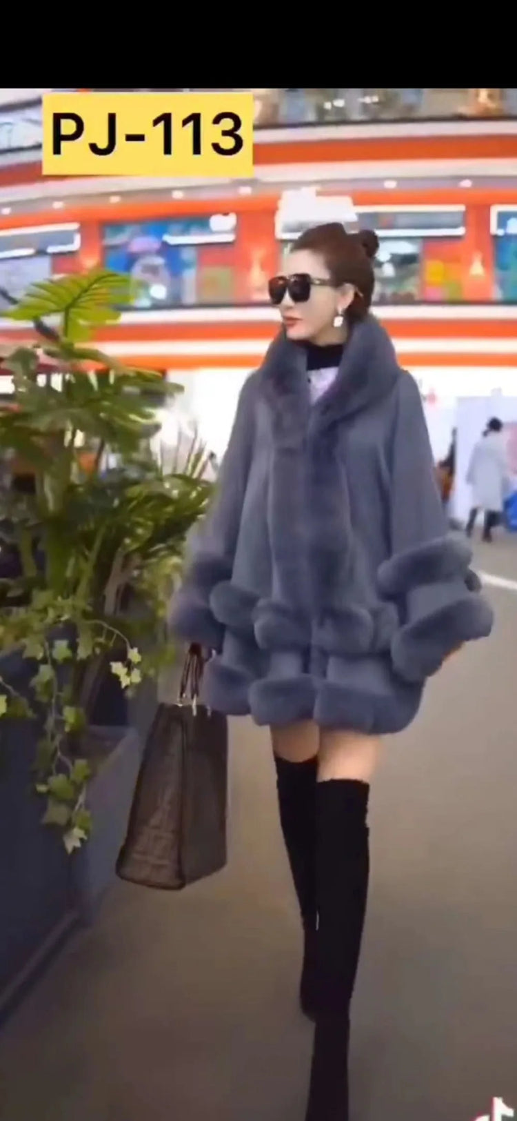 7 Colors Winter Shawl Warm Thick Cappa Coat Two Circle Faux Fox Fur Loose Poncho Cloak With Hat Women Big Pendulum Cardigan Cape