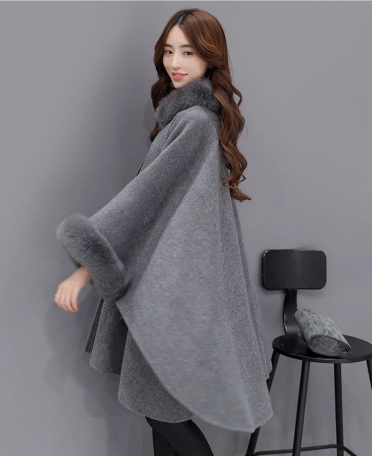 Elegant Women Winter Coats Batwing Fluffy Sleeve Cape Jacket Lady Woolen Overcoat Cape Fox Fur Collar Warm Ponchos Feminino