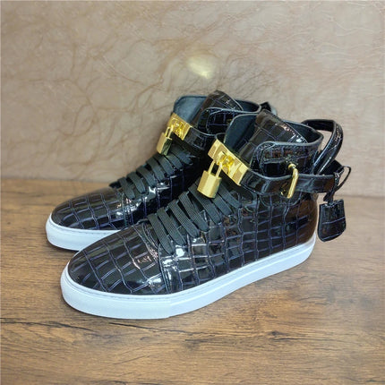 Luxury Designer Men Crocodile Pattern High Top Sneakers Glossy Patent Leather Gold Buckle Lace-up Casual Street Shoes Footwear