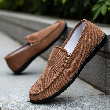 Nuovi uomini mocassini scarpe moda uomo morbido mocassini mocassini tela Slip-On scarpe Casual uomo Outdoor Walking uomo calzature