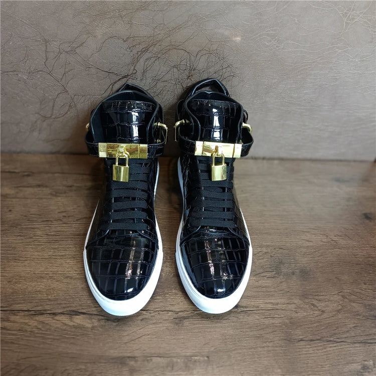 Luxury Designer Men Crocodile Pattern High Top Sneakers Glossy Patent Leather Gold Buckle Lace-up Casual Street Shoes Footwear