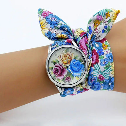 Shsby Nuovo orologio da polso in stoffa da donna Orologio da donna alla moda Orologio al quarzo argento di alta qualità Orologio da ragazza dolce Orologio in tessuto platinumshop