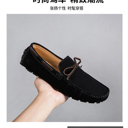 2025 Mocassino da uomo Grigio Marrone Nero Mocassini Scarpe da uomo in pelle Designer di lusso Marchio Moda Sneakers Appartamenti Slip on Leggero