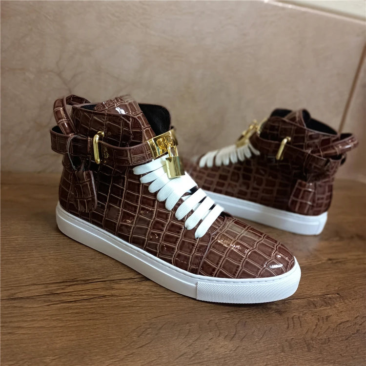 Luxury Designer Men Crocodile Pattern High Top Sneakers Glossy Patent Leather Gold Buckle Lace-up Casual Street Shoes Footwear