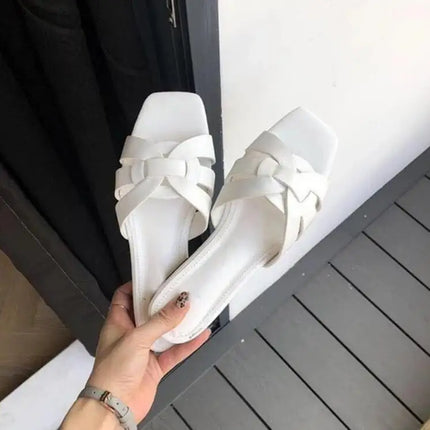 Nouvelles sandales d'arrivée pour femme, pantoufles d'été, tongs de plage décontractées à bout ouvert, plates, de loisirs, grande taille 41 42 43