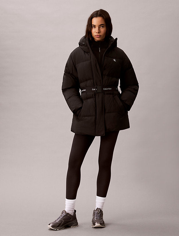 piumino con cappuccio e cintura con logo black da donne calvin klein jeans