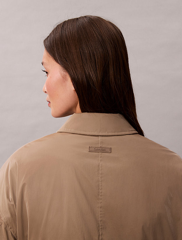 giubbotto bomber lucido taglio relaxed desert taupe da donne calvin klein jeans