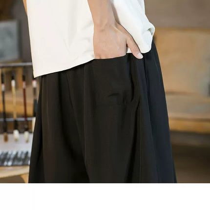 Pantaloncini da samurai giapponesi Kimono estivo da uomo Pantaloni da bagno tradizionali Abbigliamento asiatico da uomo allentato casual Pantaloni a gamba larga Yukata neri