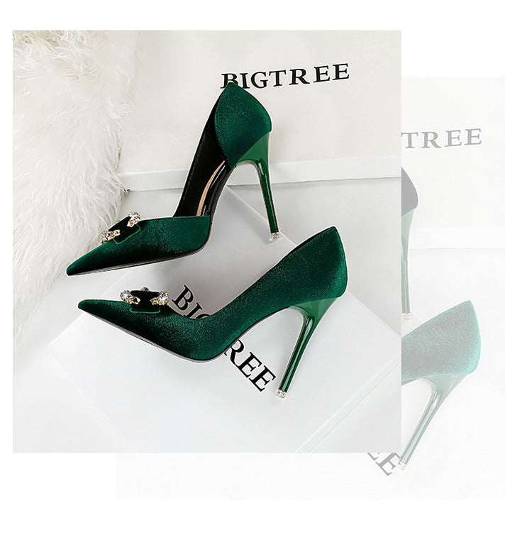 Tacchi alti di lusso Donna 7 cm Tacchi a spillo da 10,5 cm Décolleté da donna con strass in metallo Scarpe da sposa moda Scarpe da ballo sexy da donna 2026 platinumshop