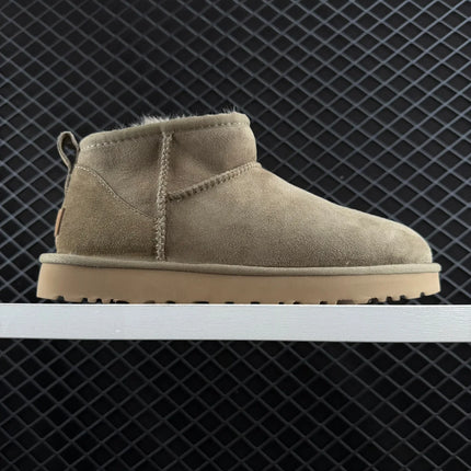 NEW Winter Boots Fur Ladies Snow Boots Real Sheepskin Wool Low-cut Warm Fur Shoes Man and Women Winter Short Boots Super Mini