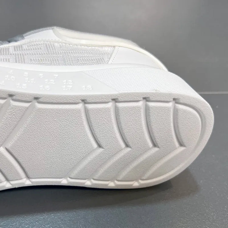 2025 New Men's Breathable Sneakers Fashion Trend Versatile Casual Shoes Thick soled Height Increasing Sports Running Shoes