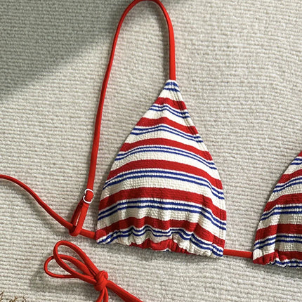 Micro Bikini 2026 Femme Nouveau Maillot de Bain Sexy Halter Bikini Ensemble Brésilien Biquini Féminin Rayé Vêtements de Plage pour Fêtes