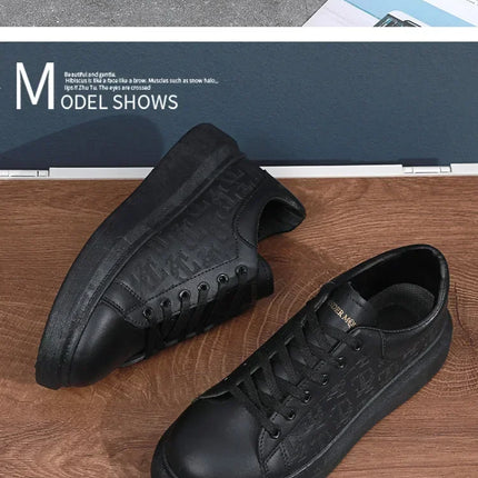 2026 Men's Casual Shoes Spring and Autumn Flat-soled Casual Leather Shoes Sports Shoes Black and White Men's Thick-soled Shoes
