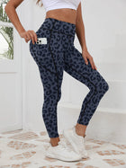 Printed women's high waistband pocket fitness pants paired with tight abdominal yoga pants, suitable for running, hiking, and sp PlatiNum