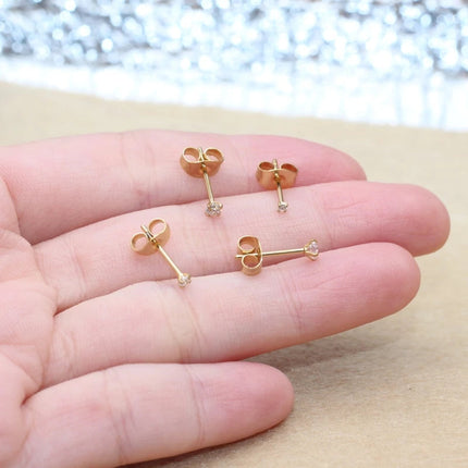 Super Mini 1.5MM 2MM zirconi in acciaio inox Push Back orecchini a bottone per uomo donna 2PC delicato Jewerlry platinumshop