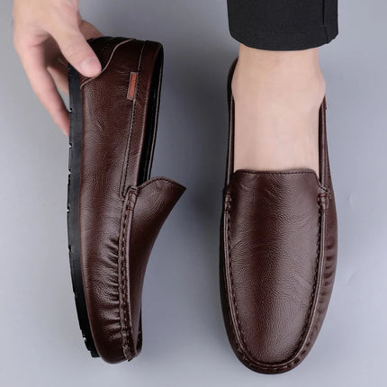 Scarpe casual da uomo in vera pelle Mocassini da uomo di marca di lusso Mocassini Slip traspiranti su scarpe da guida italiane Chaussure Homme
