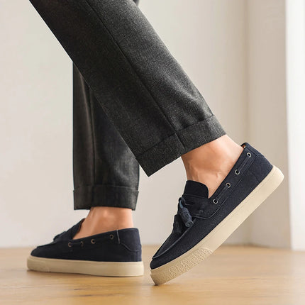Mocassini fatti a mano in pelle scamosciata per il tempo libero Passeggiata Scarpe casual maschili Nuovo design Casual Slip on Flats Scarpe da guida versatili Mocassini
