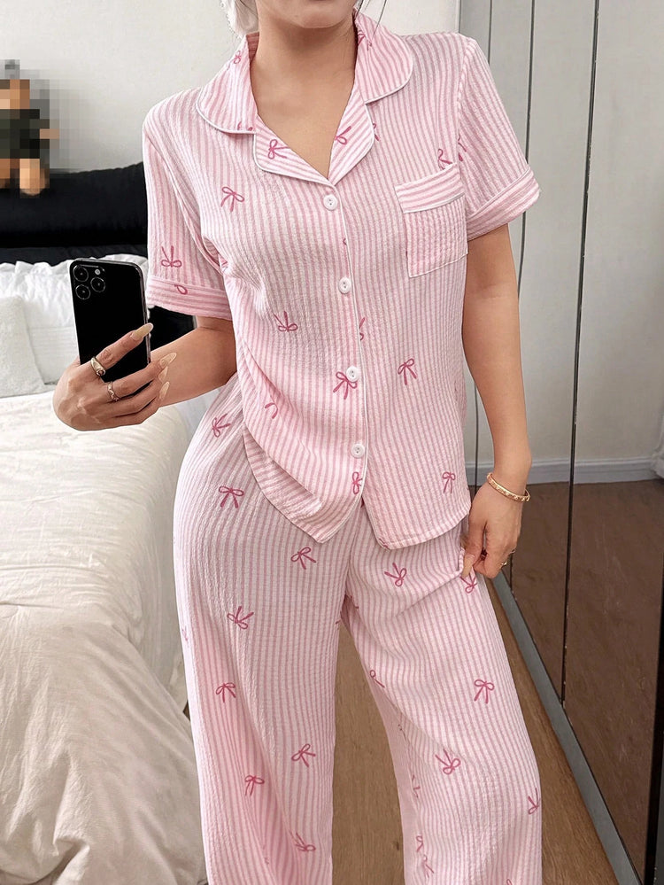 Set Pigiama da Donna con Stampa a Righe e Fiocco, Completo Estivo con Maglietta a Maniche Corte e Pantaloni, Comodo Abbigliamento da Notte e Loungewear