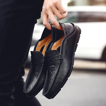 Scarpe da uomo Casual Luxury Summer Casual Leather Shoes Soft Low Platform Outdoor Light traspirante antiscivolo scarpe da guida nere