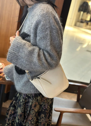 Nuova borsa in vera pelle, versatile borsa a tracolla piccola in pelle di vacchetta di alta qualità per donna