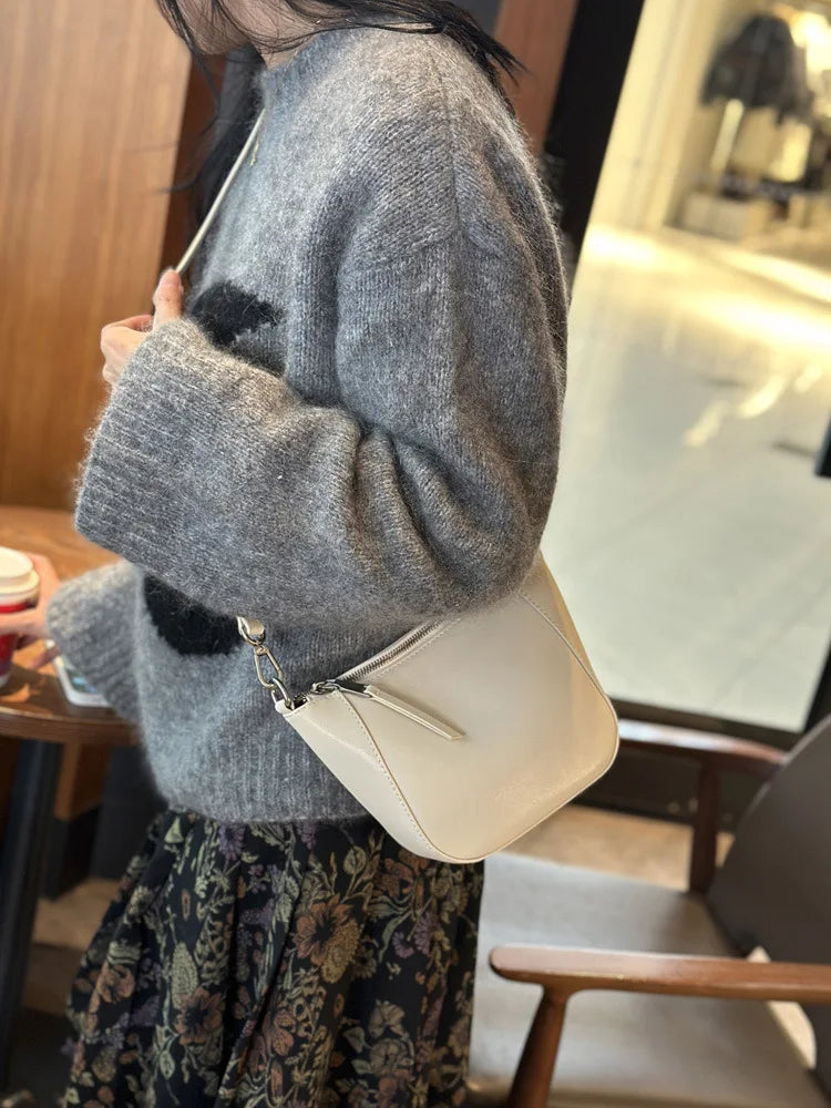 Nuova borsa in vera pelle, versatile borsa a tracolla piccola in pelle di vacchetta di alta qualità per donna