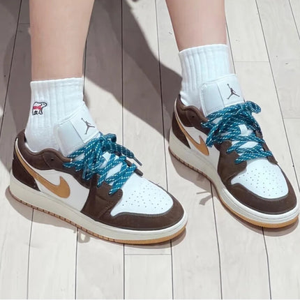 Nike Air Jordan 1 Low SE (GS) Scarpe sportive casual da basket unisex marrone-bianco a taglio basso, resistenti e traspiranti FB2216-200 platinumshop