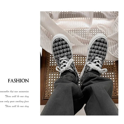 Designer Canvas Casual shoes for men  Flats Vulcanized Shoes Original printed sneakers male Skateboard street shoes men Tennis