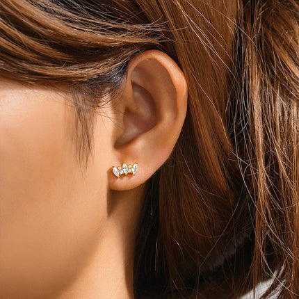 Orecchini con polsini piatti filettati con nappa tempestata di diamanti di nuovo stile, accessori per orecchie in stile europeo e americano. platinumshop