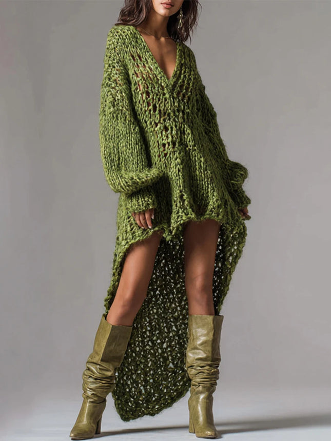 Rib-knit dress with V-neck, deep neckline, loose fit, mini skirt with hem