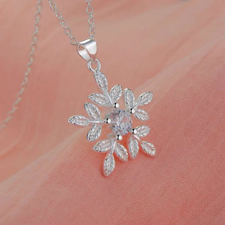 Collana in Argento Sterling 925 con Pendente a Fiocchi di Neve per Donne, Gioiello di Alta Qualità per Matrimoni e Fidanzamenti, Regalo di Moda con Cristalli di Zirconio PlatiNum