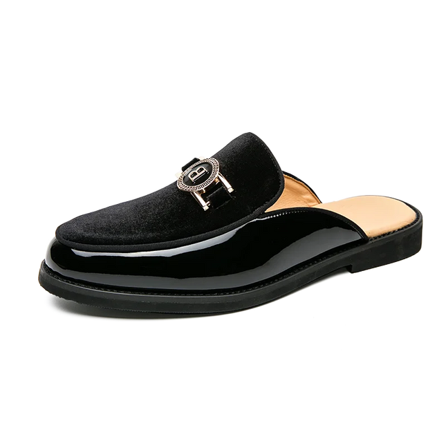 Scarpe casual in pelle da uomo Ciabatte nere di lusso Appartamenti di moda Pantofole da esterno traspiranti estive Mocassini slip on maschili firmati