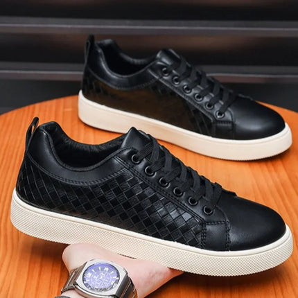 Men Woven Faux Leather Lace‑Up Skate Sneakers Low Top Flat Casual Shoes Retro Stitching Splicing Daily Outdoor Commuter Footwear