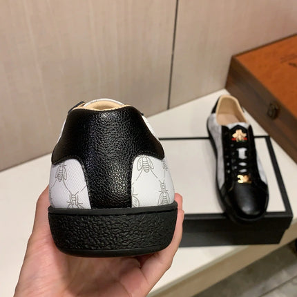Men's Handmade Leather Sneakers Luxury Casual Comfortable Breathable All-Season Running Sports Shoes Fashionable