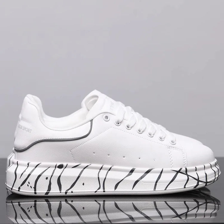 White men's shoes spring and autumn 2025 new wild Korean style breathable comfortable sneakers men's casual sports shoes