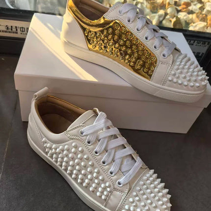 Italian Fashion Spikes Flats For Men Low Top Casual Shoes Mens White Sneakers Super Stars Style Studded Rubber Bottom Shoes