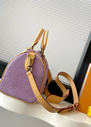 Mini Borsa Boston in Pelle Goffrata Effetto Struzzo Color Lavanda, Borsa di Lusso Multiuso