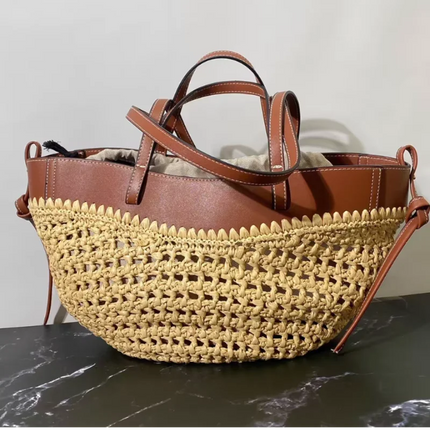 Women's 2-in-1 Woven Straw Bag Underarm Straw Bag with Adjustable Strap Large Capacity Dumpling Shoulder Bag for Summer Beach Bucket Bag