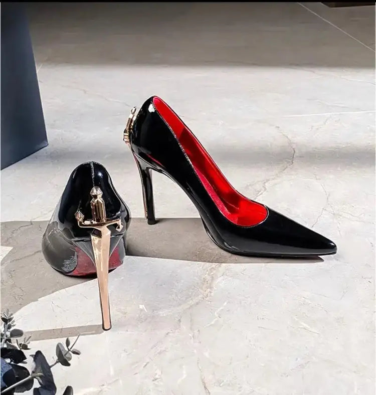 Scarpe da Donna di Design di Lusso, Tacchi Alti a Punta Stiletto con Design a Scettro e Spada Dorata, Moda Regina 2026, Zapatos De Mujer platinumshop