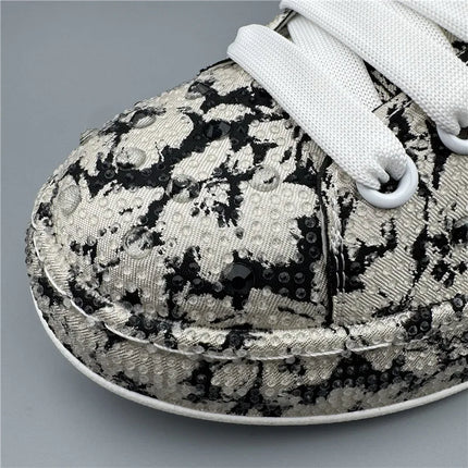 2026 New Rhinestone Spikes Flat Leather Shoes Fashion Men Embroidery Loafer Dress Smoking Slipper Casual Diamond Shoe 38-43