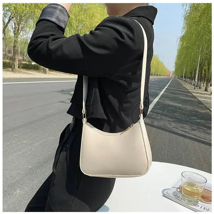 New Women's Fashion Handbags Retro Solid Color PU Leather Shoulder Underarm Bag Casual Women Hobos Handbags sac à main femme PlatiNum