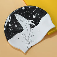 Cuffia da nuoto in silicone Attrezzatura per piscina Cappelli da nuoto impermeabili antiscivolo Protezione per le orecchie Cuffie da bagno elastiche Capelli lunghi Adulti