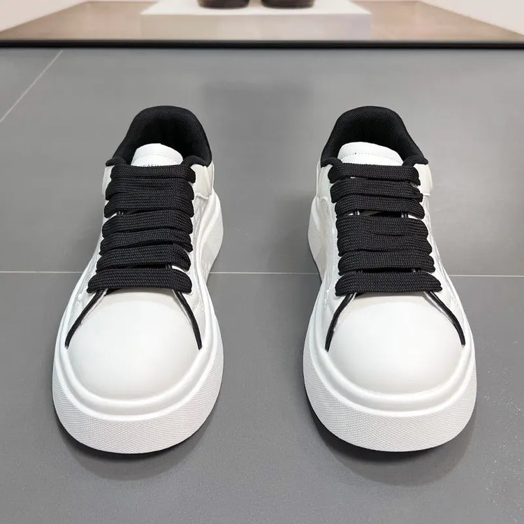 2025 New Men's Breathable Sneakers Fashion Trend Versatile Casual Shoes Thick soled Height Increasing Sports Running Shoes