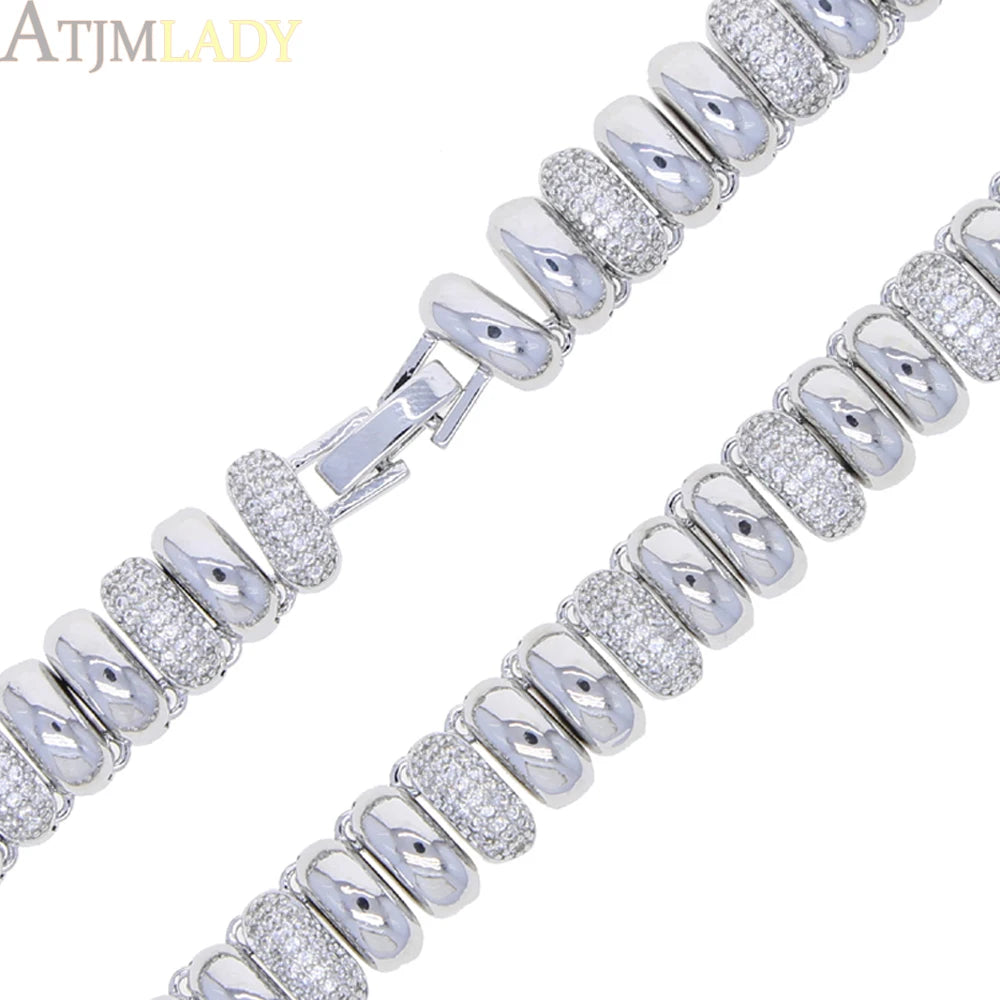 2025 Nuova collana a catena serpente unisex color oro a spina di pesce con perline catena a maglie pavimentata 5A CZ girocollo a forma di luna per gioielli da donna