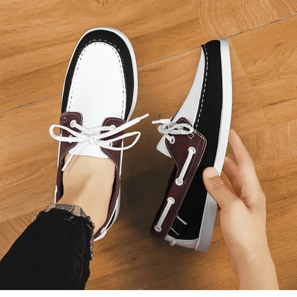 Mocassini da uomo Design Scarpe da barca Pelle PU Alta qualità Comodo Slip-On Morbido Piatto Versatile Scarpe da guida alla moda Mocassini