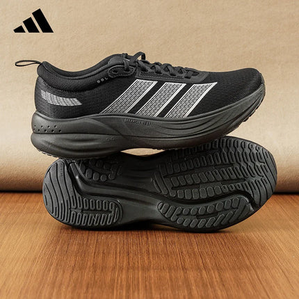 Adidas KJ4606 Scarpe da Corsa Uomo in Rete Traspirante con Lacci, Suola in Gomma Confortevole, Sneakers Atletiche