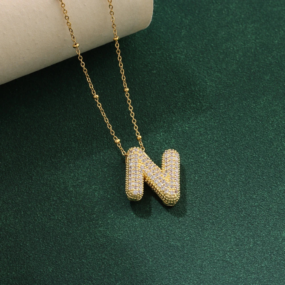 Nuove collane di lusso in acciaio inossidabile con 26 lettere inglesi in cristallo di zircone per le donne Commercio all'ingrosso di gioielli con catena girocollo femminile alla moda