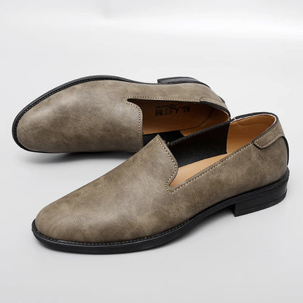 Big Size 47 48 mocassini da uomo Slip On scarpe Casual in pelle estate punta a punta larghezza stretta stile coreano Slip-On in morbida pelle