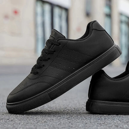 Men Classic Leather Skate Shoes Lace Up Flat Casual Sneakers Non Slip Daily Walking Footwear Black White 2 Colors