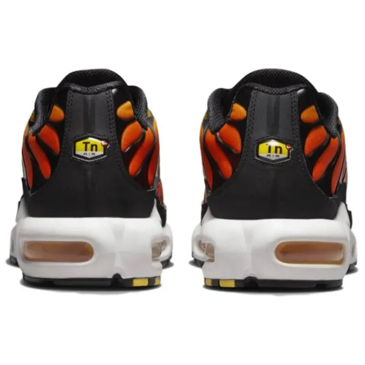 Nike Air Max Plus TN Sunset Men Women Black Yellow Gradient Classic Air Cushion Running Shoes Citywalk Sneakers HF0552-001