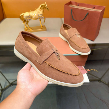 Mocassini da uomo in pelle scamosciata, mocassini classici slip-on con fibbia in metallo, suola morbida antiscivolo, calzature casual leggere per camminare, comode scarpe casual da lavoro per l'ufficio, la guida e l'uso quoti